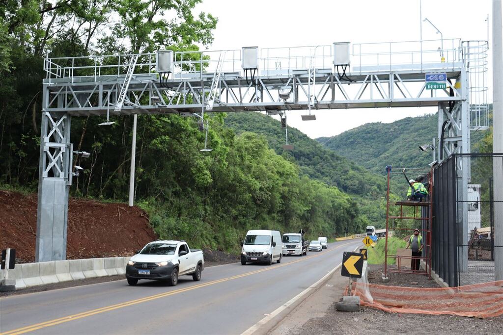 Contran decide anular 3,4 milhões de multas de motoristas que não pagaram pedágio free flow no prazo