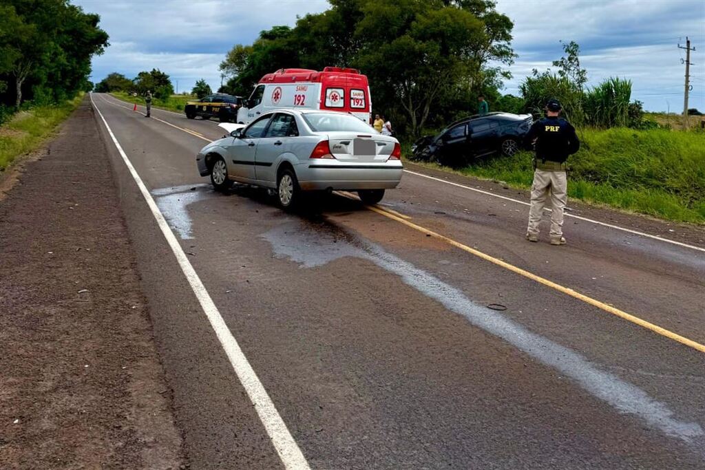 Colisão frontal deixa dois feridos na BR-287, em Unistalda