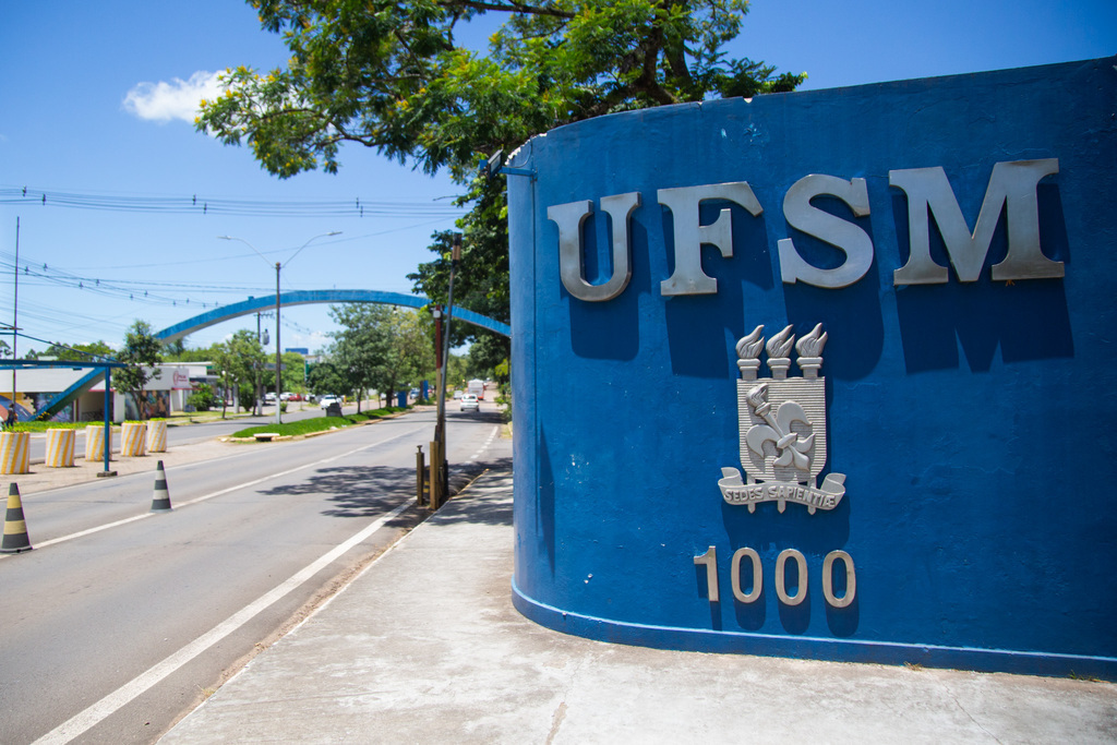 Após prisão de suspeita de ameaças, UFSM diz que caso está sob responsabilidade da Justiça