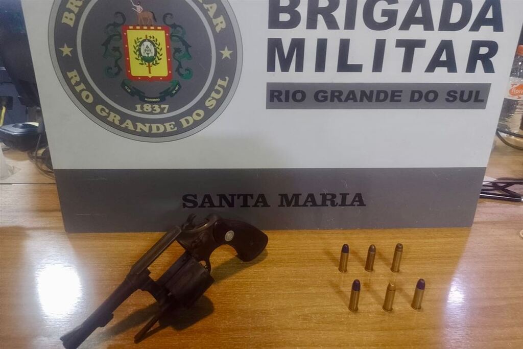Detento em saída temporária é flagrado com revólver municiado em Santa Maria
