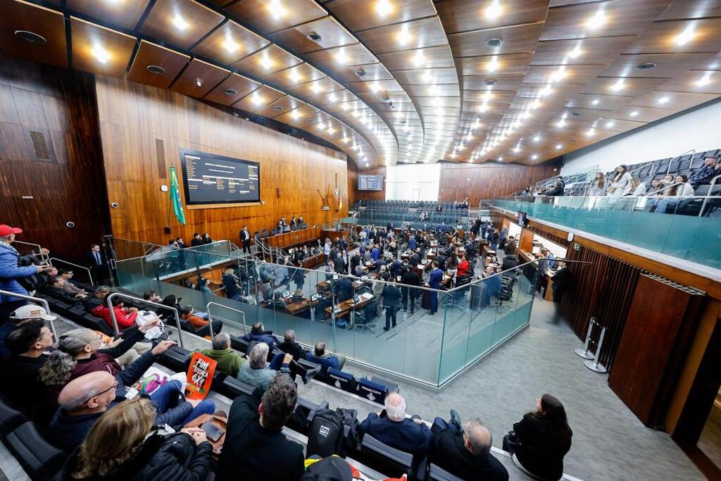 Assembleia gaúcha aprova reajuste do salário mínimo regional no Estado