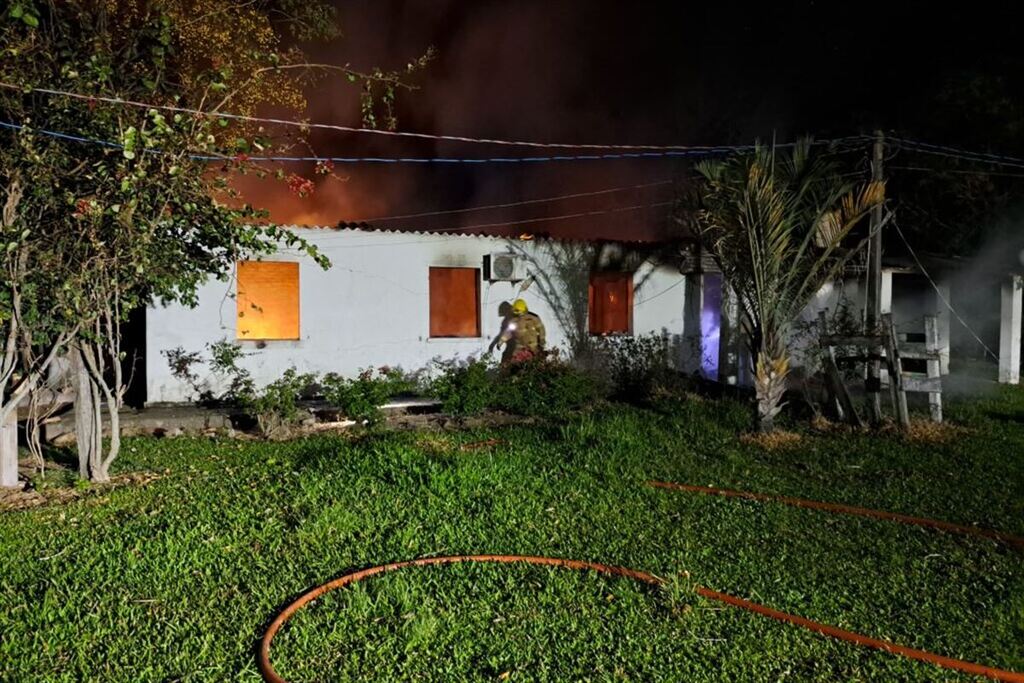 Casal de idosos morre em incêndio no interior de São Sepé