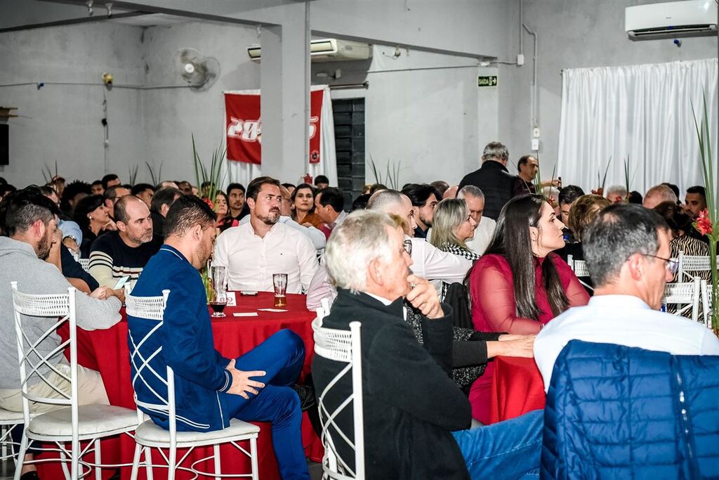 Inter-SM realiza jantar em comemoração aos 98 anos nesta sexta-feira