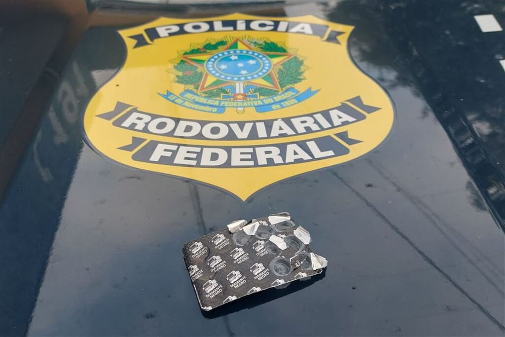 Caminhoneiro é preso com “rebites” durante fiscalização da PRF na BR-158, em Santa Maria