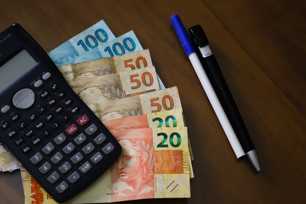 Mais de 20% dos santa-marienses deixaram para declarar o Imposto de Renda no último dia; confira dicas finais
