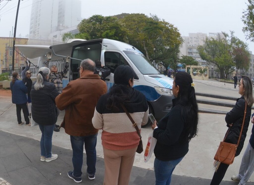 Mutirão da prefeitura atende 467 clientes da Corsan em Santa Maria