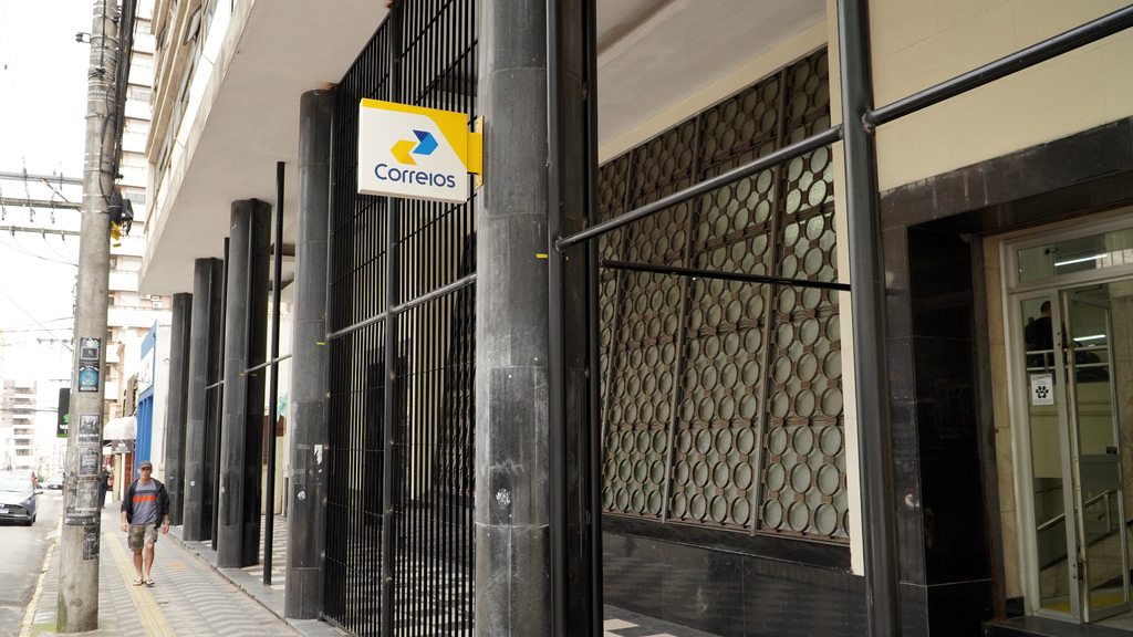 Com dívida bilionária, plano dos Correios é alvo de alerta do TCU por possível irregularidade