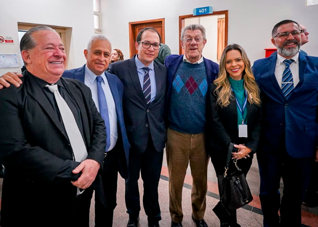 O fiador e o papo com o ex-edil hoje no Tribunal de Contas