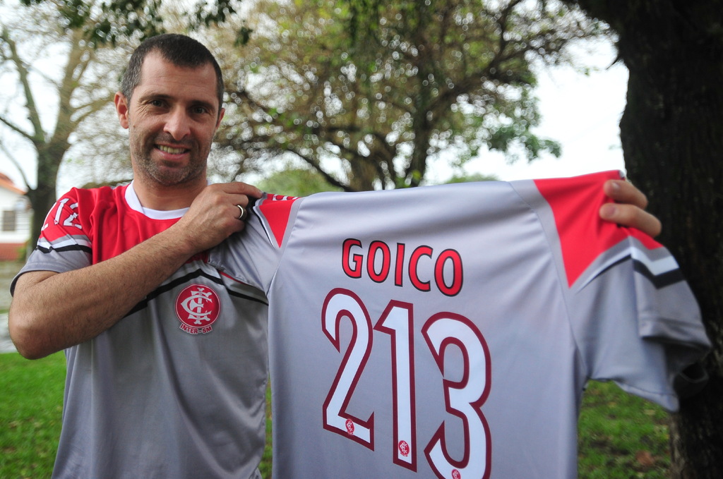 Por onde anda? Goleiro histórico do Inter-SM se aposentou no rival e equilibra vida de empresário ao lado da família