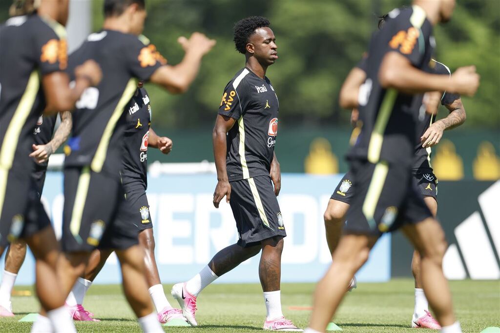 Brasil encara o Egito neste sábado no último amistoso antes da estreia na Copa