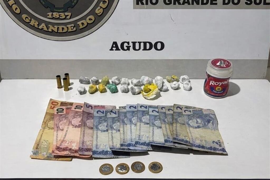 Com droga escondida em pote de fermento, jovem é detida pela BM em cidade da Quarta Colônia