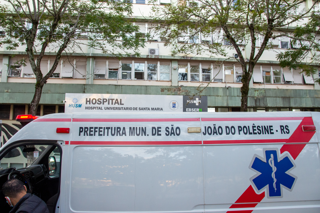 A saga cansativa de pacientes do SUS que passam até 16 horas fora de casa para buscar tratamento