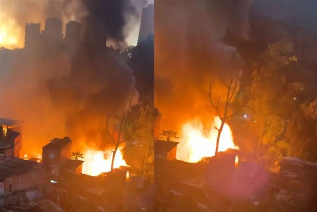 Incêndio de grandes proporções destrói cerca de 50 moradias em Paraisópolis, na zona sul de São Paulo