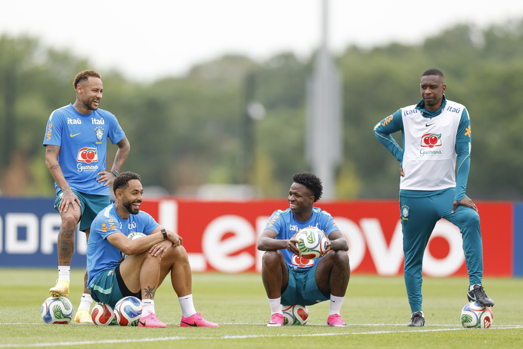 Brasil x Escócia: Seleção busca liderança do grupo; confira horário, prováveis escalações e onde assistir