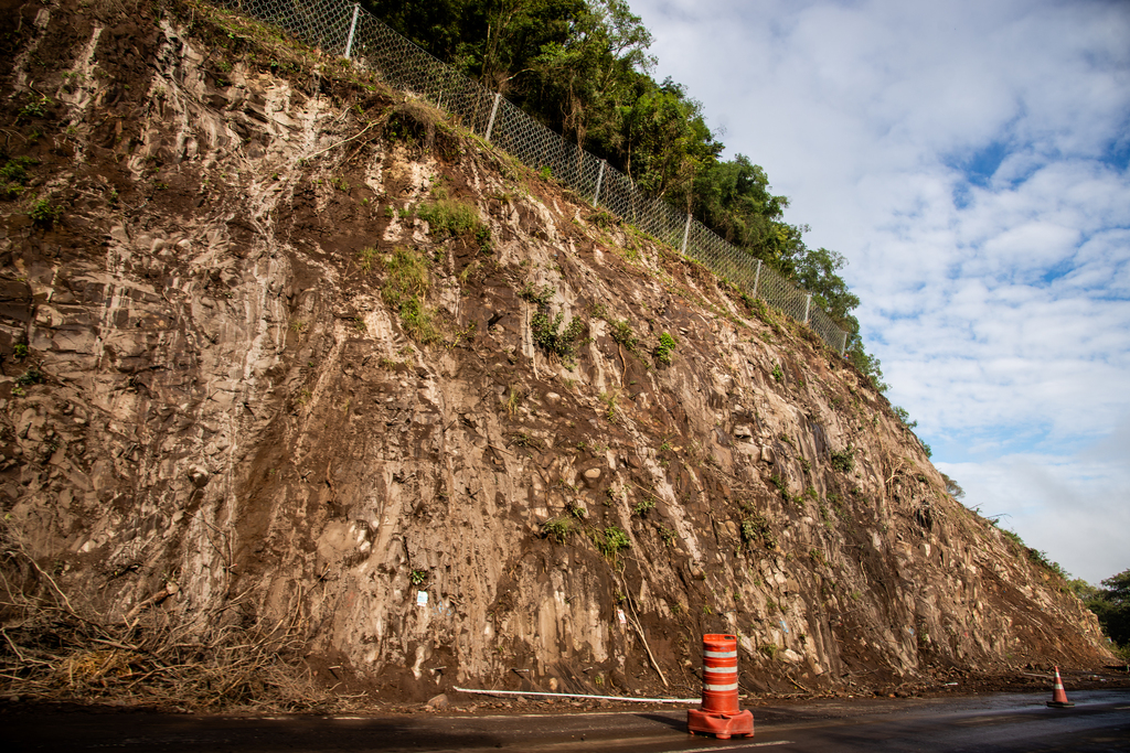 MTE embarga parcialmente obra na BR-158 entre Santa Maria e Itaara após identificar riscos extremos a trabalhadores