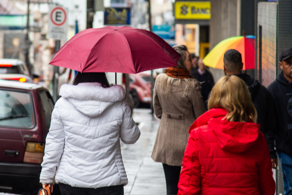 Sexta-feira de sol e com mínima de 2°C dará lugar à chuva e temperaturas mais altas no fim de semana em Santa Maria