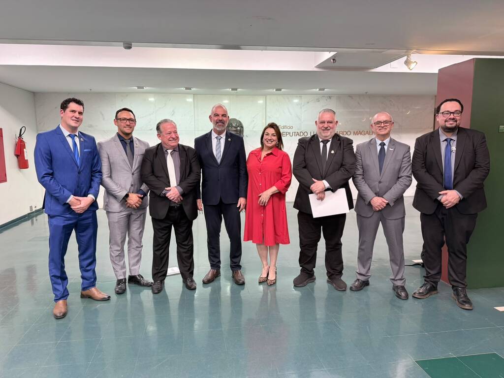 Comitiva de Santa Maria busca recursos em Brasília para viabilizar Expocentro na UFSM
