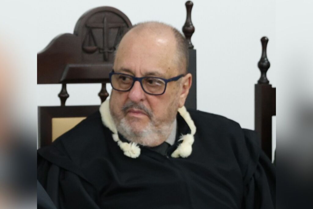 Após 44 anos, juiz federal da Justiça Militar Celso Celidonio encerra carreira e oficializa aposentadoria em Santa Maria