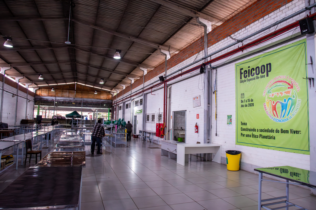 Feicoop entra na reta final da montagem e espera reunir 556 empreendimentos em Santa Maria