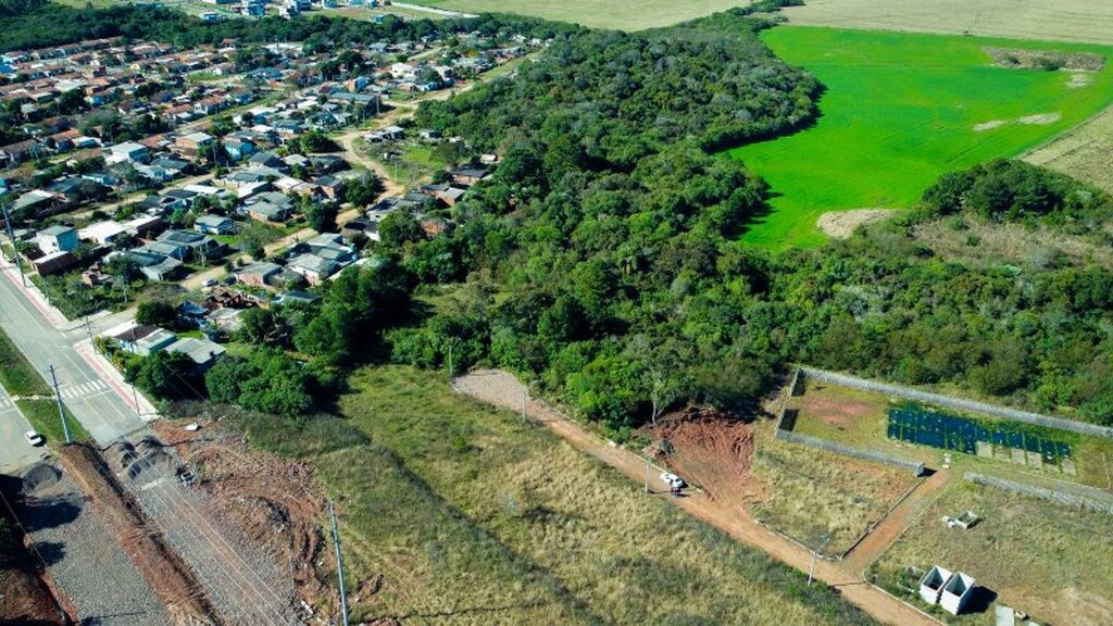 Prefeitura cede área pública para usina solar da Cufa que beneficiará até 200 famílias em Santa Maria