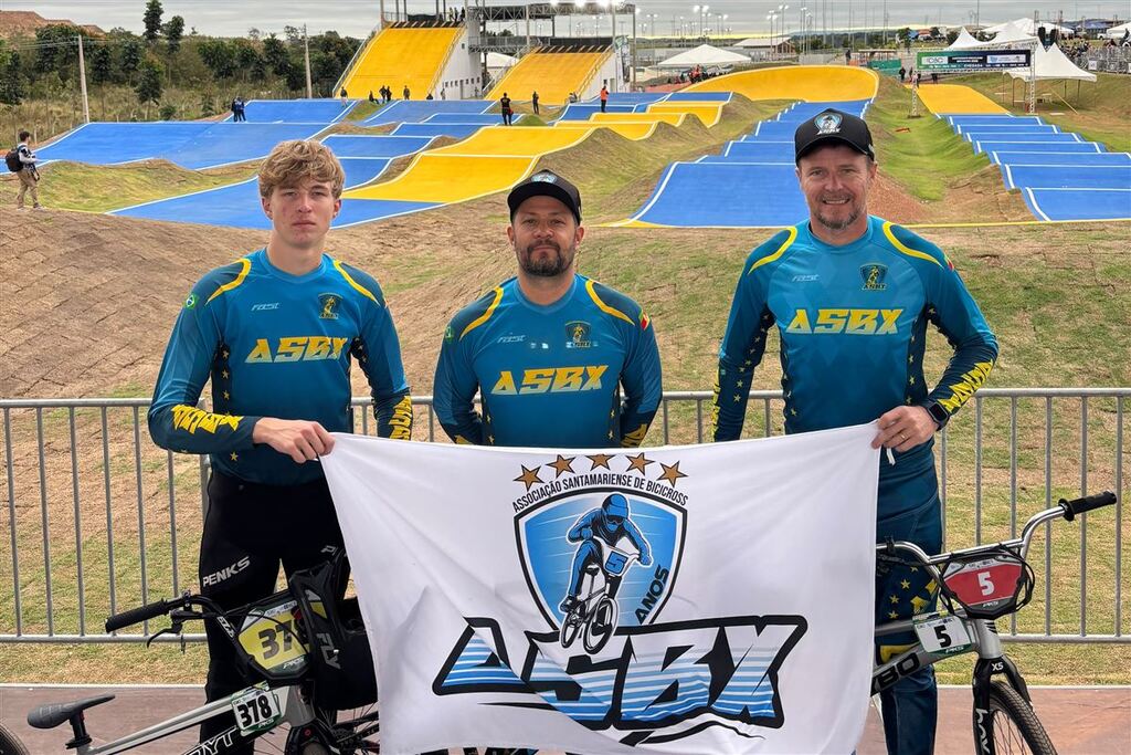 Santa-marienses sobem ao pódio no Campeonato Brasileiro de Bicicross