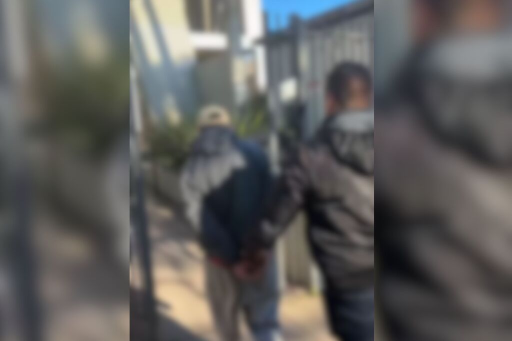 título imagem Suspeito de esfaquear e matar homem em situação de rua no Centro de Santa Maria é preso