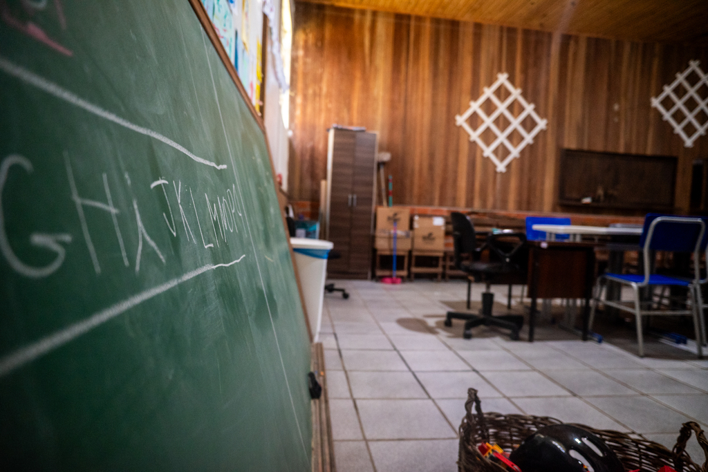 Comunidade caingangue passa a ter turma de escola indígena na antiga Fepagro