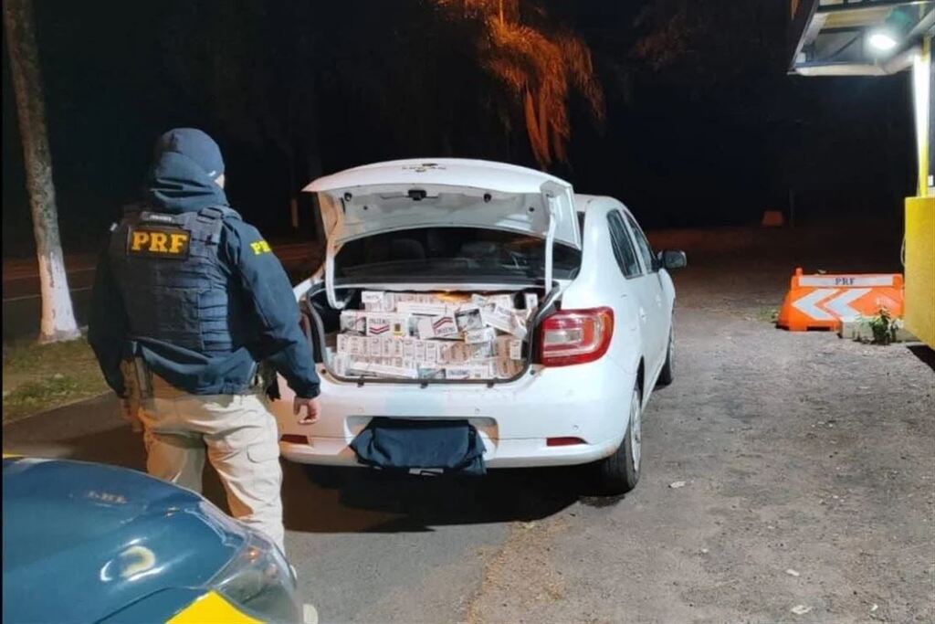 Homem é preso com quase 6 mil maços de cigarros contrabandeados que seriam entregues no Uruguai