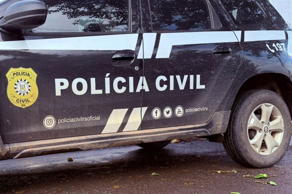 Dona de açougue é presa após fiscalização encontrar mais de 100 quilos de alimentos impróprios em Santa Maria