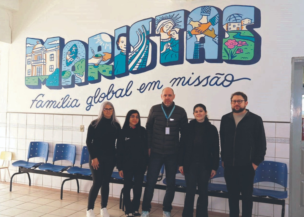 Aluna do Colégio Marista Santa Marta faz intercâmbio no Canadá