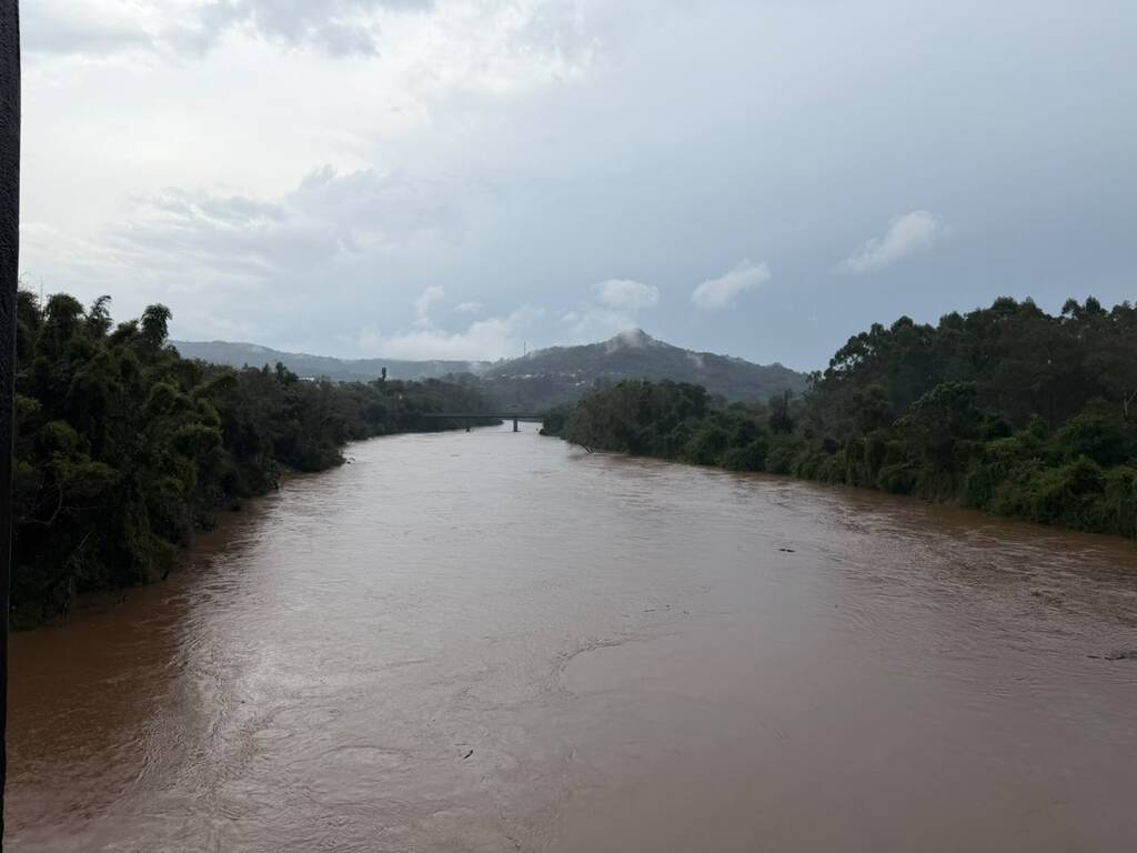 Níveis dos rios Jaguari e Jacuí superam cota de alerta na região