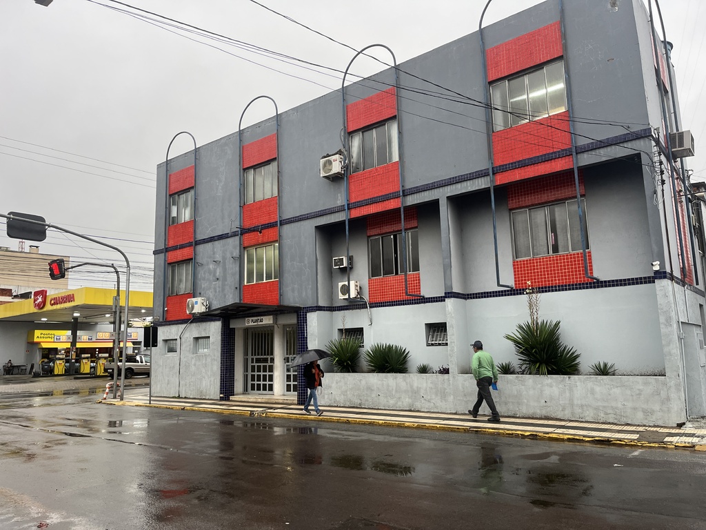 título imagem Polícia Civil prende homem por suspeita de manter companheira em cárcere privado em São Gabriel