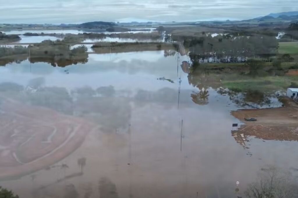 Defesa Civil emite alerta vermelho para risco muito alto de inundação do Rio Jacuí em Dona Francisca