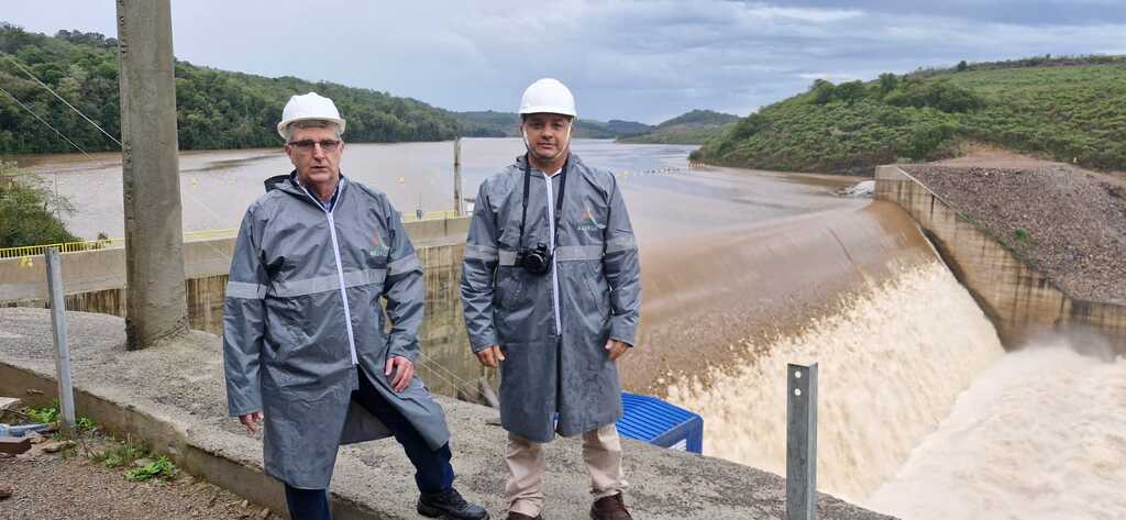 Agergs fiscaliza barragens e pequenas hidrelétricas na região central do Estado
