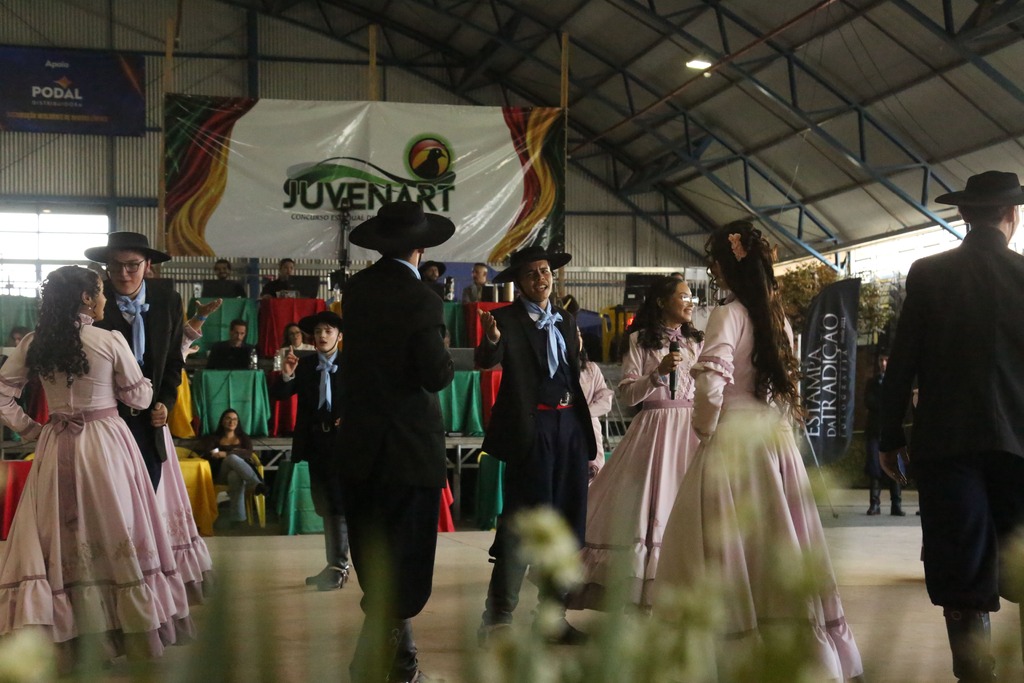 22ª edição do Juvenart começa em Santa Maria com recorde de participantes e quase 150 grupos na disputa