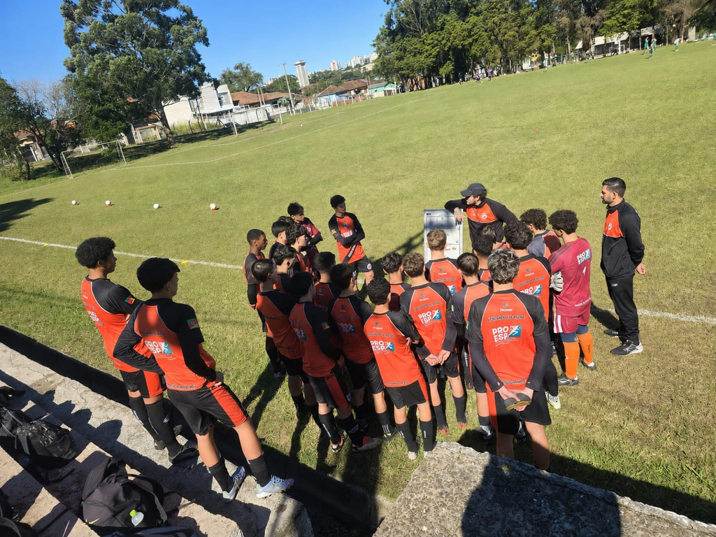título imagem Novo Horizonte começa a disputar a Divisão de Acesso Sub-17 neste sábado