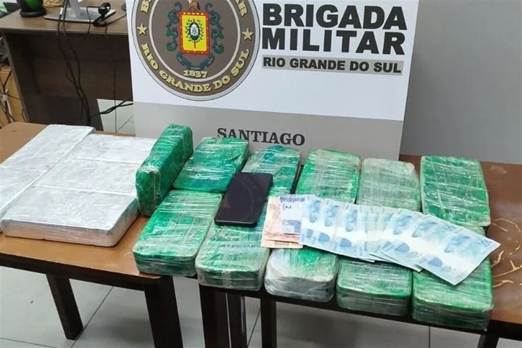 Foto: Brigada Militar (Divulgação) - A droga apreendida tinha como destino a capital Porto Alegre.
