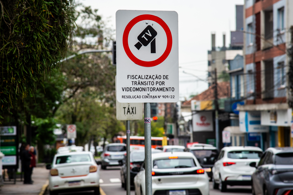 O que pode render multa no novo sistema de fiscalização por câmeras em Santa Maria