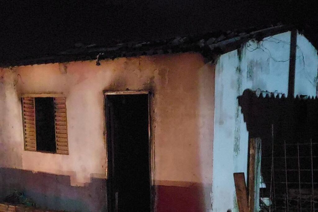 Dois incêndios em sequência no mesmo bairro de Agudo podem ter ligação com o tráfico de drogas