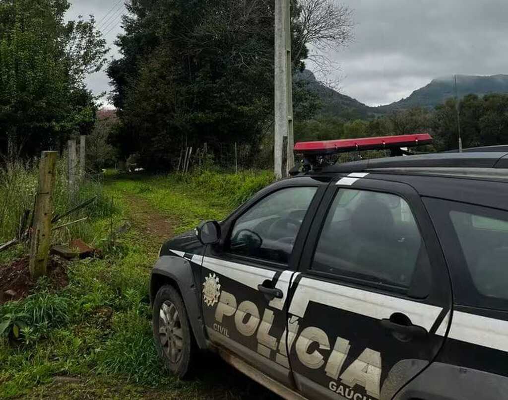 Homem é preso por suspeita de ameaçar de morte a própria tia e o pai em Ivorá