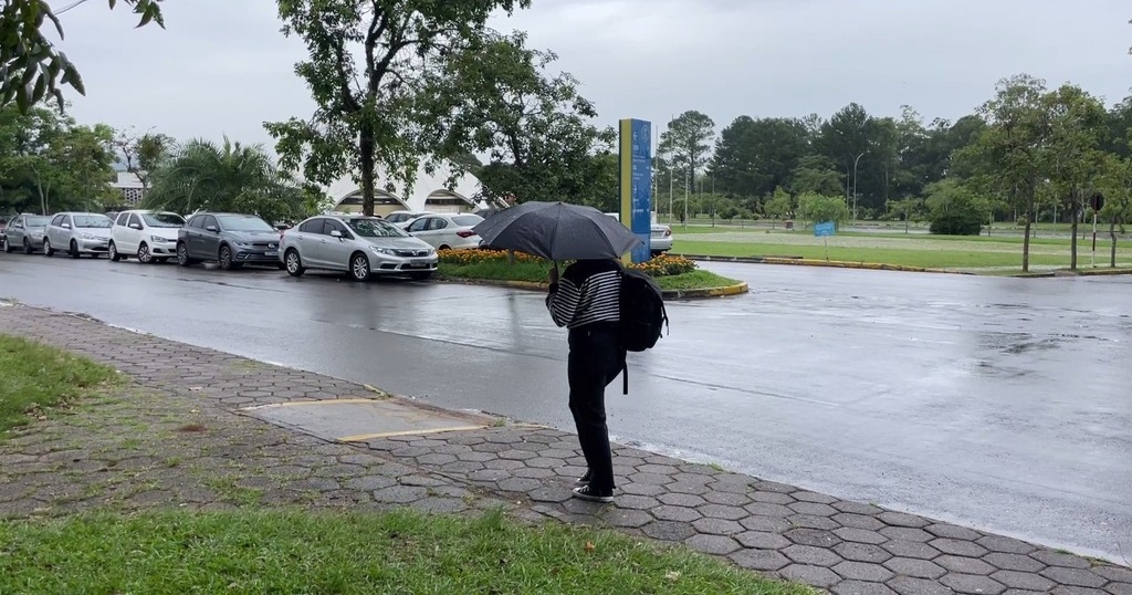 UFSM mantém aulas durante temporal após DCE cobrar suspensão das atividades presenciais