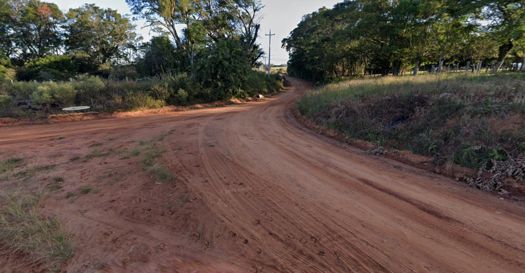 Acidente entre van escolar e blindado do Exército deixa três crianças feridas em Rosário do Sul