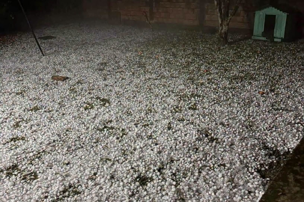 Temporal com granizo atinge 4 mil pessoas e danifica mais de mil casas em Santiago