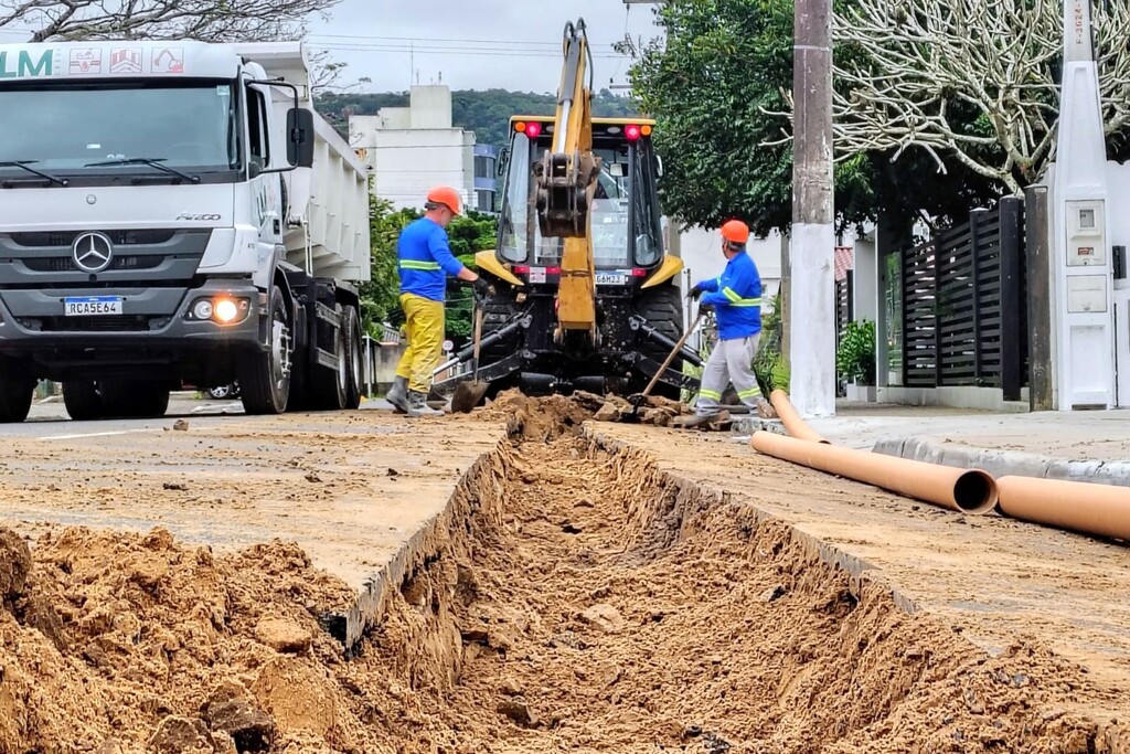 Santa Maria e outras quatro cidades da Região Central recebem obras de saneamento nesta semana