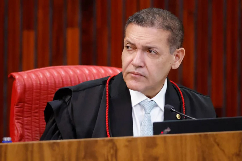 TSE dá 24 horas para Meta apresentar relatório sobre canal “Exército do Lula”
