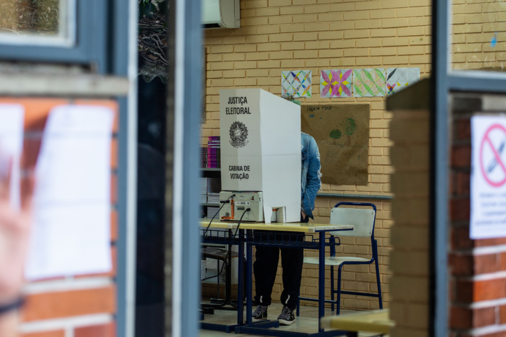 título imagem Segundo turno: relembre as mudanças nos locais de votação em Santa Maria e saiba como consultar