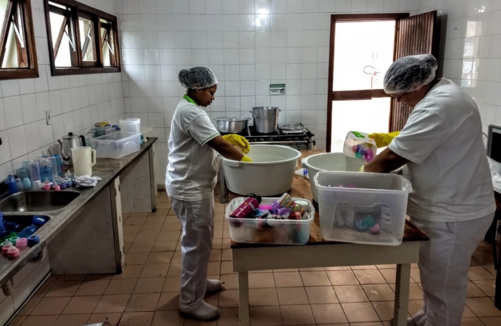 Após 60 casos de mão-pé-boca, aulas voltam ao normal nesta segunda em São Gabriel