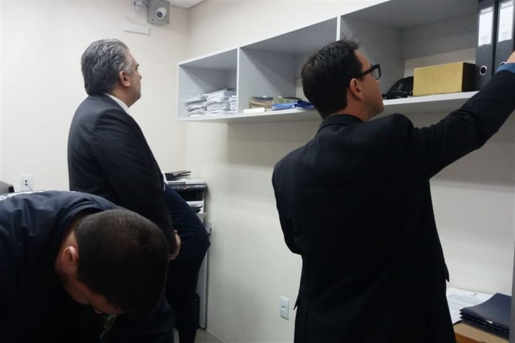 título imagem Prefeitura de Santiago prorroga prazo de devolução da taxa de concurso cancelado