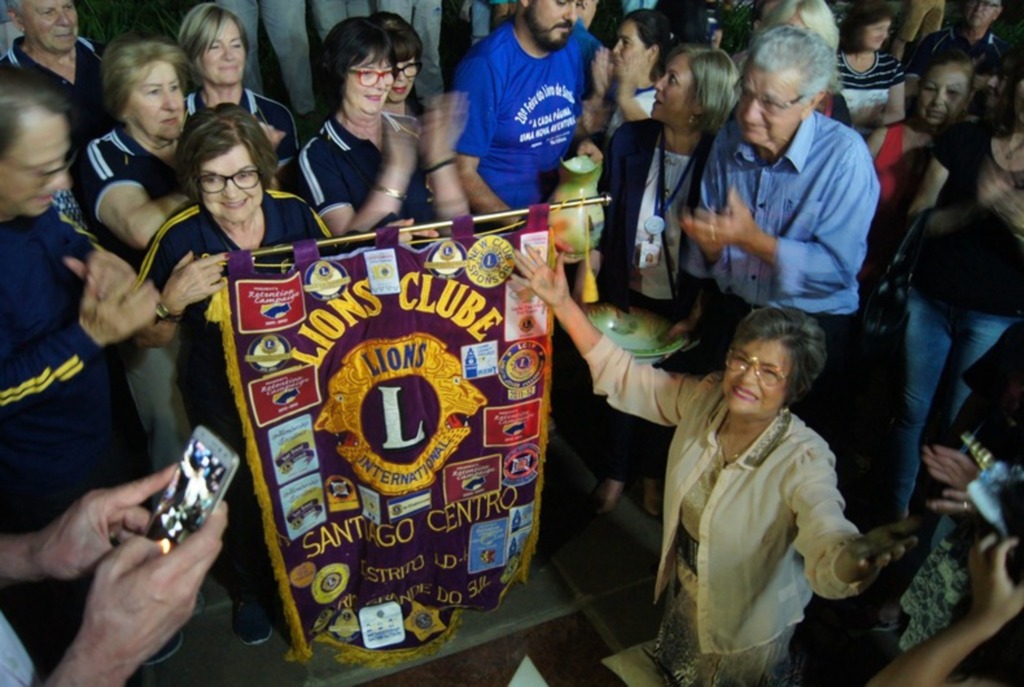 Foto: Márcio Brasil (Divulgação) - Enadir Vielmo, a primeira mulher homenageada na Calçada da Fama