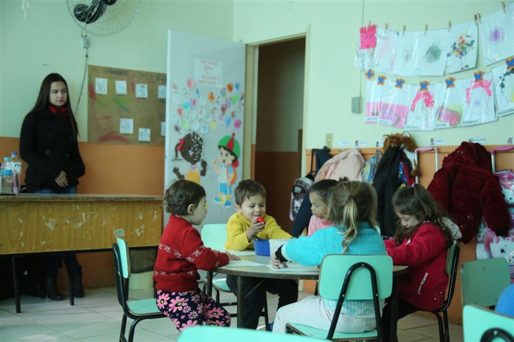 título imagem Prefeitura divulga aprovados em concurso para professor em Júlio de Castilhos